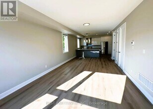 20 West St in Brampton, ON - Building Photo - Building Photo