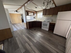 1344 SC-57 in Dillon, SC - Building Photo - Building Photo