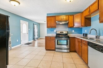 41 Furman Cir in Kenner, LA - Building Photo - Building Photo