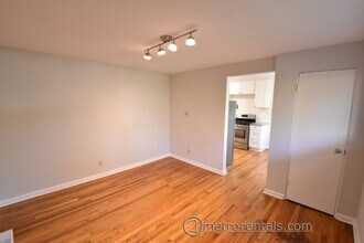 2686-2688-2688 Hibbert Ave in Columbus, OH - Foto de edificio - Building Photo