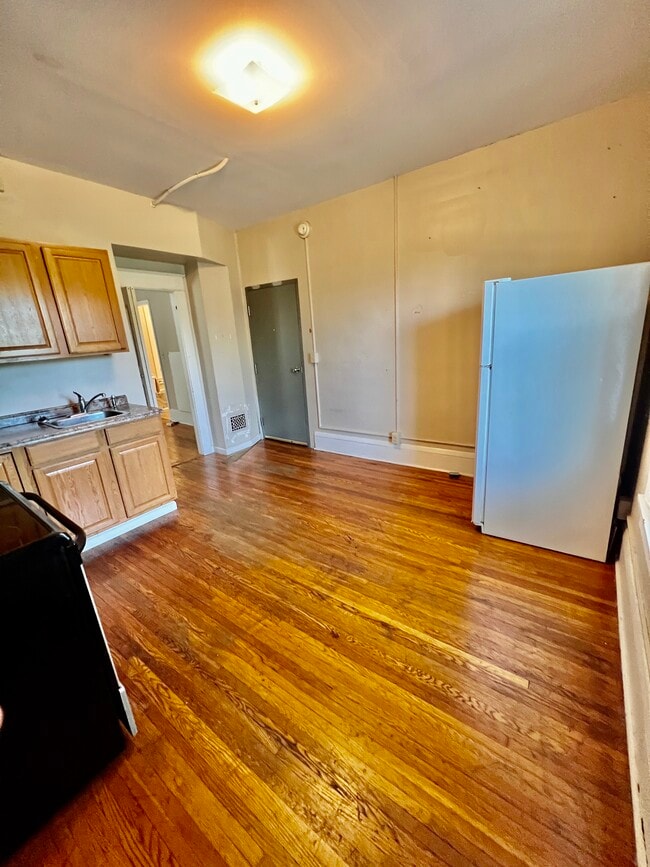 145 Lorentz St in Morgantown, WV - Building Photo - Building Photo