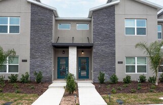 2660 Reading Trail in Kissimmee, FL - Building Photo