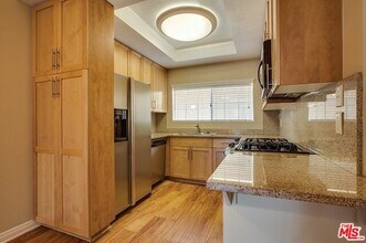 1420 Peerless Pl-Unit -1420 in Los Angeles, CA - Building Photo - Building Photo