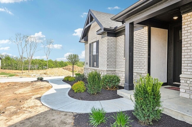 753 Man O War Blvd in Union, KY - Building Photo - Building Photo