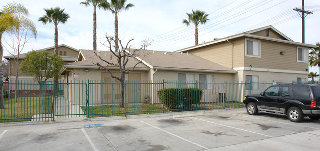 El Cajon Gardens in El Cajon, CA - Building Photo - Building Photo