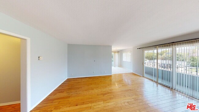 2308 Schader Dr in Santa Monica, CA - Building Photo - Building Photo