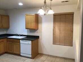 897 Mockingbird Ln in Brighton, CO - Building Photo - Building Photo