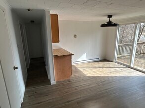 1520 Harvey Ln in Pottstown, PA - Foto de edificio - Building Photo