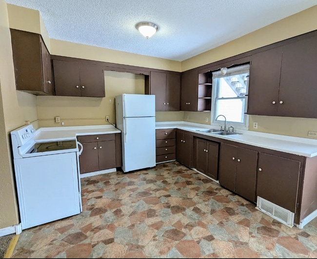 2955 Exeter St, Unit 1