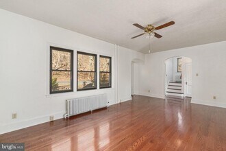 20 Easton Rd in Riegelsville, PA - Building Photo - Building Photo