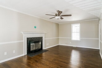 7329 N Thorncliff Pl in Raleigh, NC - Building Photo - Building Photo