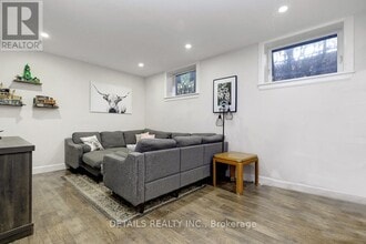 2565 Pagé Rd in Ottawa, ON - Building Photo - Building Photo