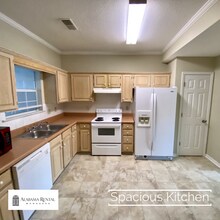 109 Sugar Dr in Pelham, AL - Building Photo - Building Photo