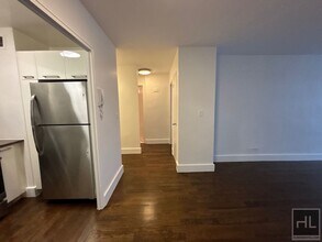 EAST 63 STREET, Unit 3G in New York, NY - Building Photo - Building Photo