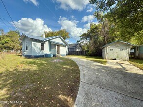 6624 Avalon St in Jacksonville, FL - Building Photo - Building Photo
