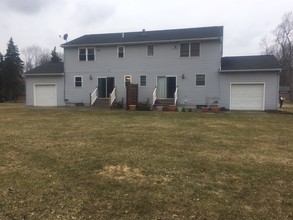 4565 Shimerville Rd in Clarence, NY - Building Photo - Other