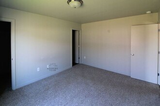 605 S Cedar Ave in Pasco, WA - Building Photo - Building Photo