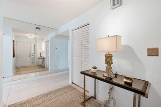 138 1st St E in Tierra Verde, FL - Building Photo - Building Photo