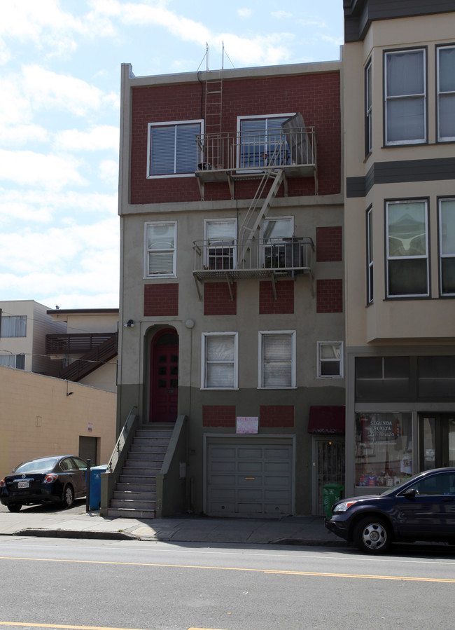 1330 Valencia St in San Francisco, CA - Building Photo - Building Photo