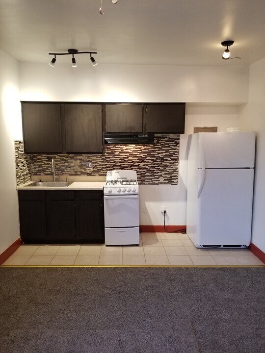 1622 Bainbridge St, Unit 1R Photo