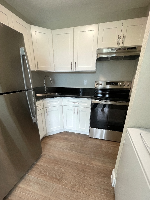3569 Montante Blvd in Palm Springs, FL - Building Photo - Building Photo