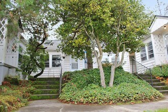 3507 SW 11th Ave in Portland, OR - Foto de edificio - Building Photo