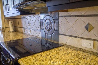 200 Paris Ln in Newport Beach, CA - Building Photo - Building Photo