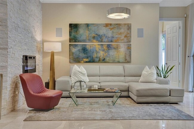 1529 Shoreline Way in Hollywood, FL - Building Photo - Building Photo