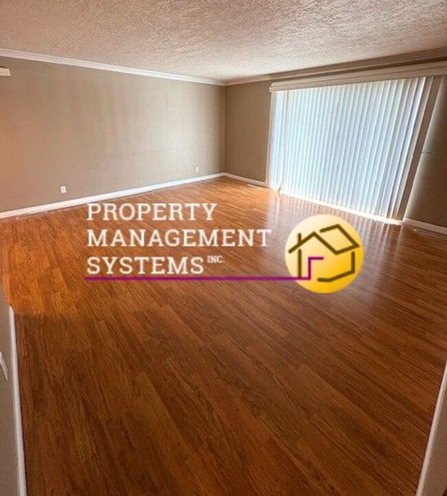 881 E Maple Vw Dr in Salt Lake City, UT - Building Photo - Building Photo