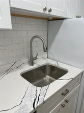 2353 Massachusetts Ave, Unit 56 in Cambridge, MA - Foto de edificio - Building Photo