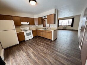 443 Farnham St in Marshall, WI - Building Photo - Building Photo