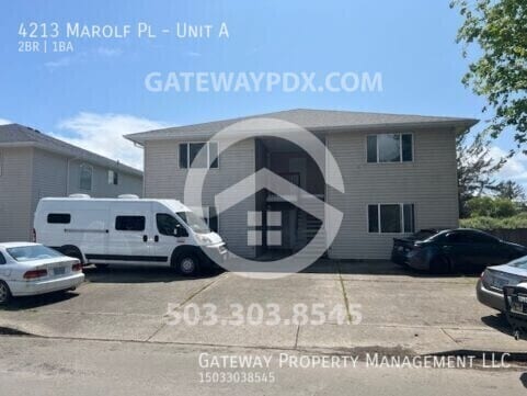 4213 Marolf Plaza in Tillamook, OR - Building Photo - Building Photo