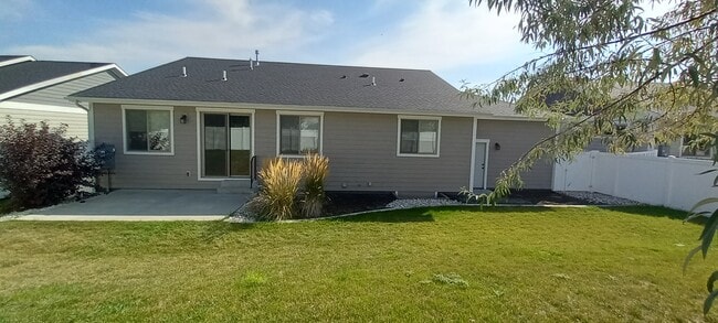 3617 Colton Blvd in Billings, MT - Building Photo - Building Photo