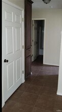 6 W Candlelight Ln in Edinburg, TX - Building Photo - Building Photo