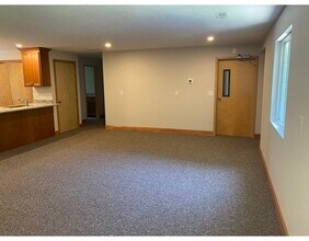 5 Breakneck Hill Rd-Unit -2 in Southborough, MA - Building Photo - Building Photo