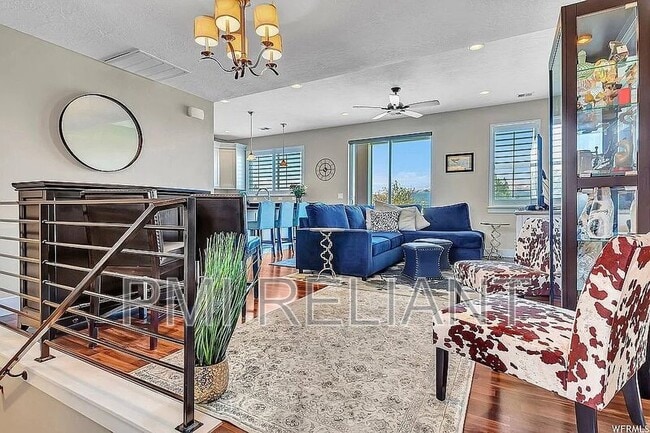 property at 2316 S Long Dr