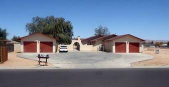 21400 Bear Valley Outer Hwy in Apple Valley, CA - Building Photo