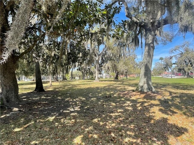 8 Wright Square in Brunswick, GA - Building Photo - Building Photo