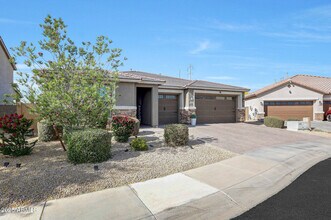 7512 W Warner St in Phoenix, AZ - Building Photo - Building Photo