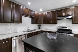 3525 Creighton Rd SW in Atlanta, GA - Building Photo - Building Photo