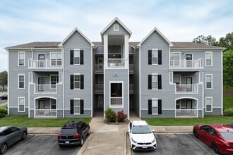Cape Trails in Cape Girardeau, MO - Building Photo - Building Photo