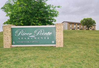 River Pointe Apartments in San Angelo, TX - Building Photo - Building Photo