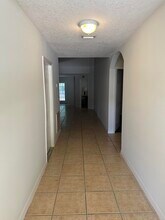 6076 7th St in Vero Beach, FL - Building Photo - Building Photo
