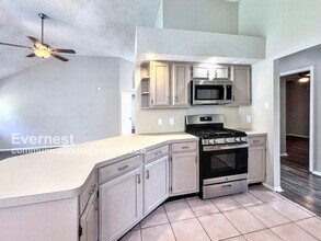 2734 Indian Trail Dr in Missouri City, TX - Building Photo - Building Photo