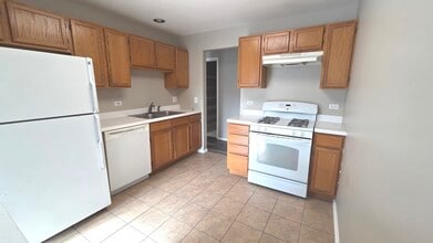 67 Beechmont Ct in Schaumburg, IL - Building Photo - Building Photo