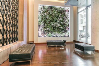 8 Mercer St in Toronto, ON - Building Photo - Building Photo