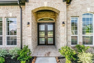 4227 Carol Ridge Dr in Sugar Land, TX - Building Photo - Building Photo