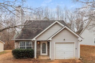 4195 Clarks Tr in Douglasville, GA - Building Photo