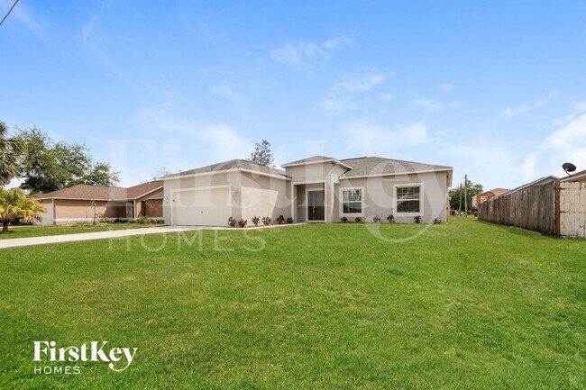 535 Cardinal Way in Kissimmee, FL - Foto de edificio - Building Photo