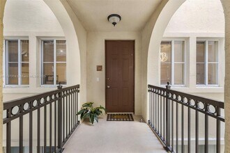 3055 NW 126th Ave in Sunrise, FL - Building Photo - Building Photo